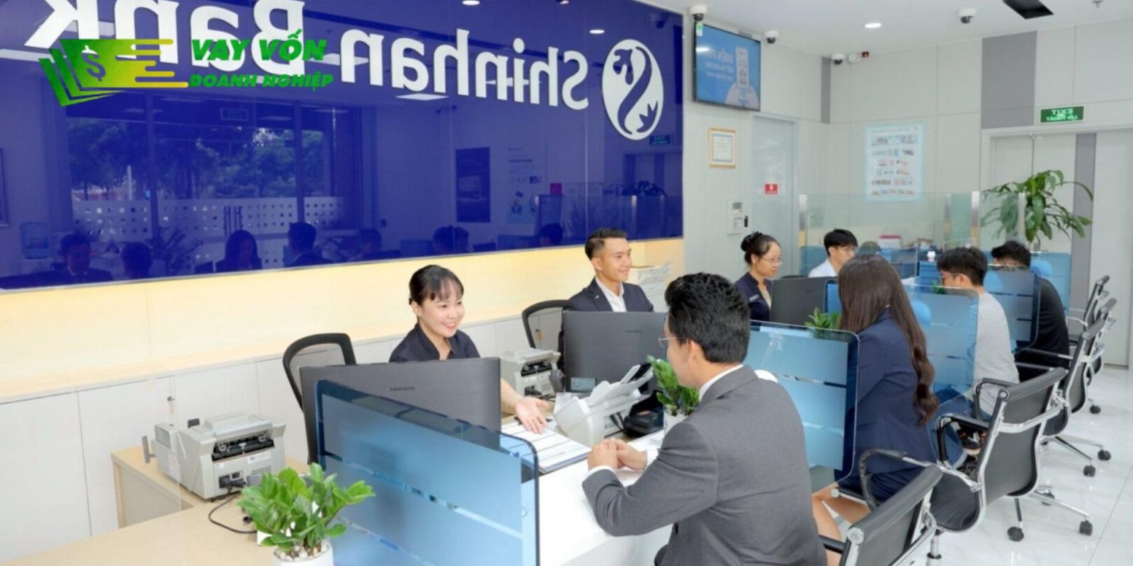 Chi nhánh Shinhan Bank Đà Nẵng với đội ngũ nhân viên chuyên nghiệp hỗ trợ khách hàng